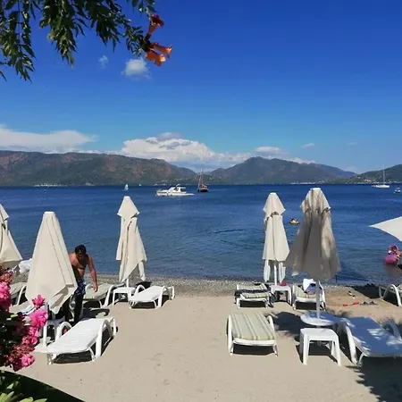 Super Luks, Denize 100 Metre, Ruya Evi 1 * Marmaris
