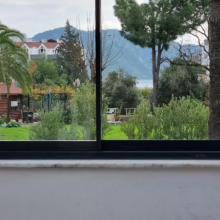 Super Luks, Denize 100 Metre, Ruya Evi 1 Apartment *