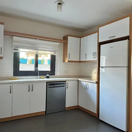Apartment Super Luks, Denize 100 Metre, Ruya Evi 1